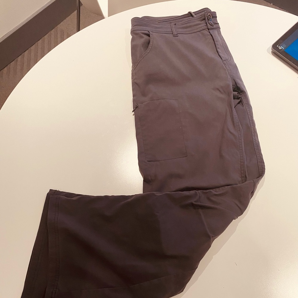 Size 14 Halle Prana hiking convertible pants short